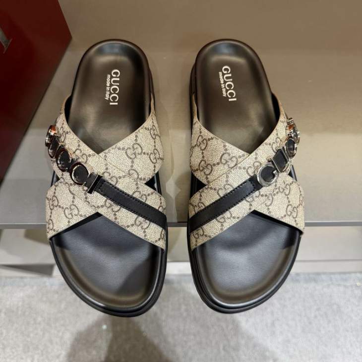 Picture of Gucci Slippers _SKUGuccisz38-45mnq02022414